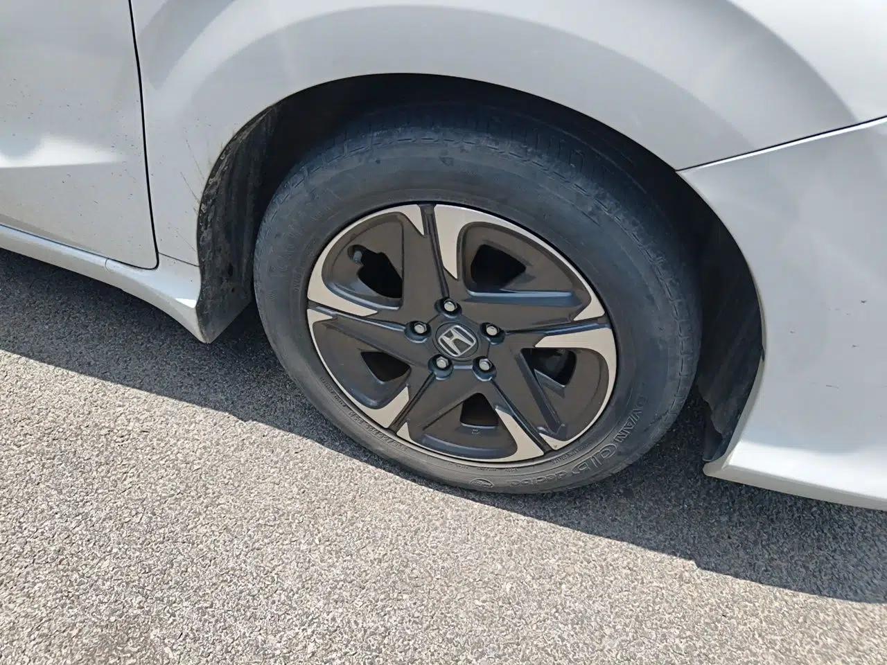 Honda Envix 2019 180TURBO CVT Prestige Edition China VI — миниатюра 8