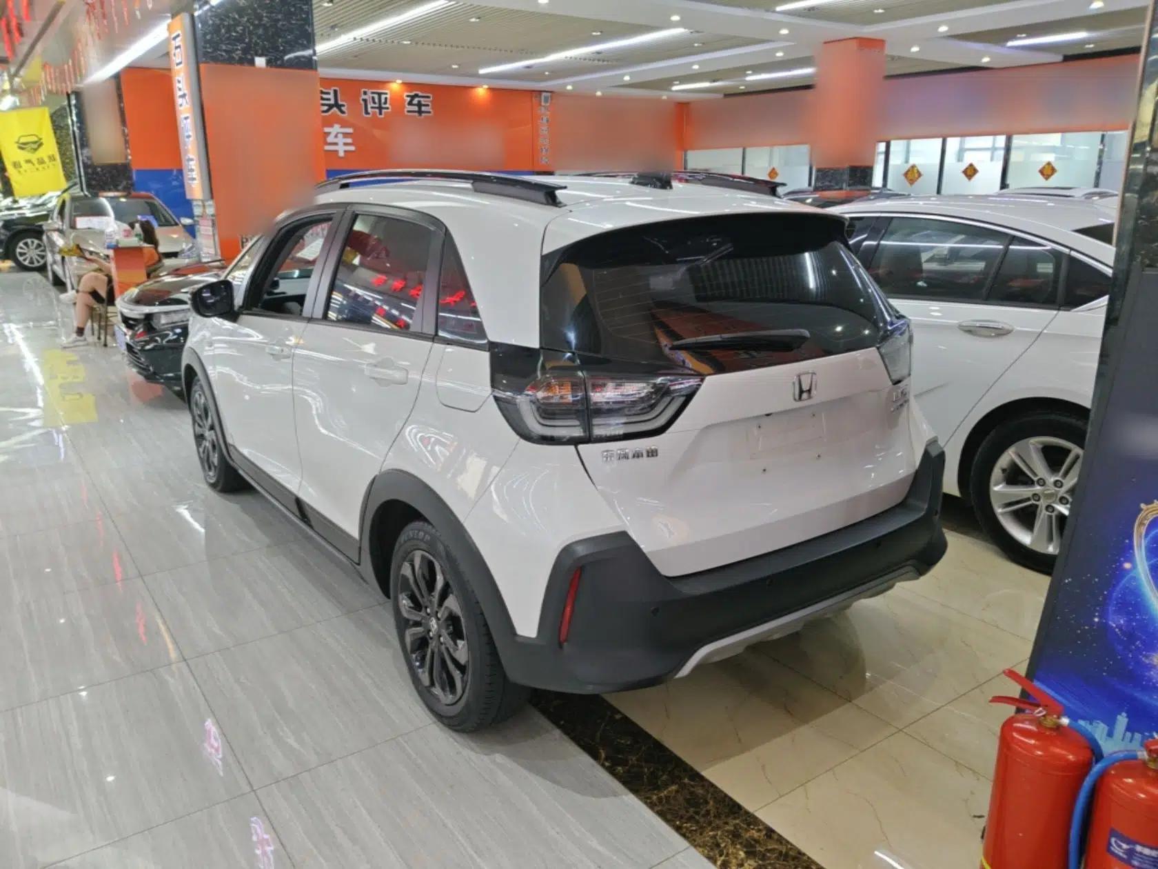 Honda LIFE 2021 1.5L CVT CRO-S Fun Edition — миниатюра 4