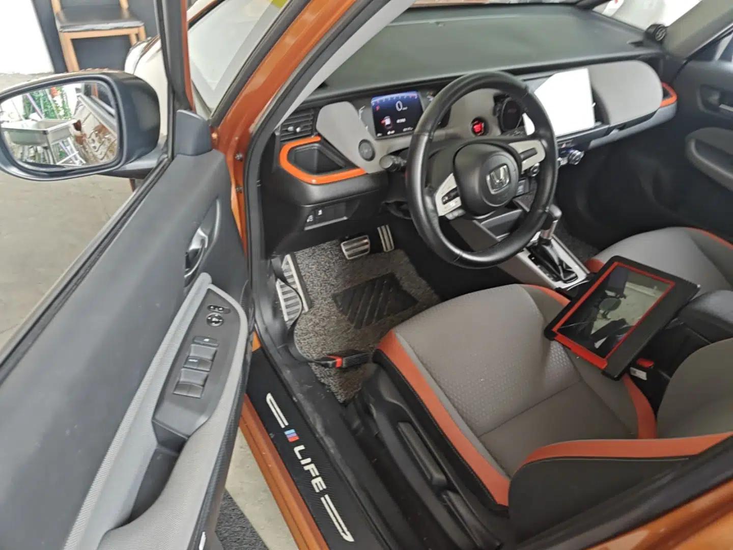 Honda LIFE 2021 1.5L CVT SPORT Heartbeat Edition — миниатюра 23