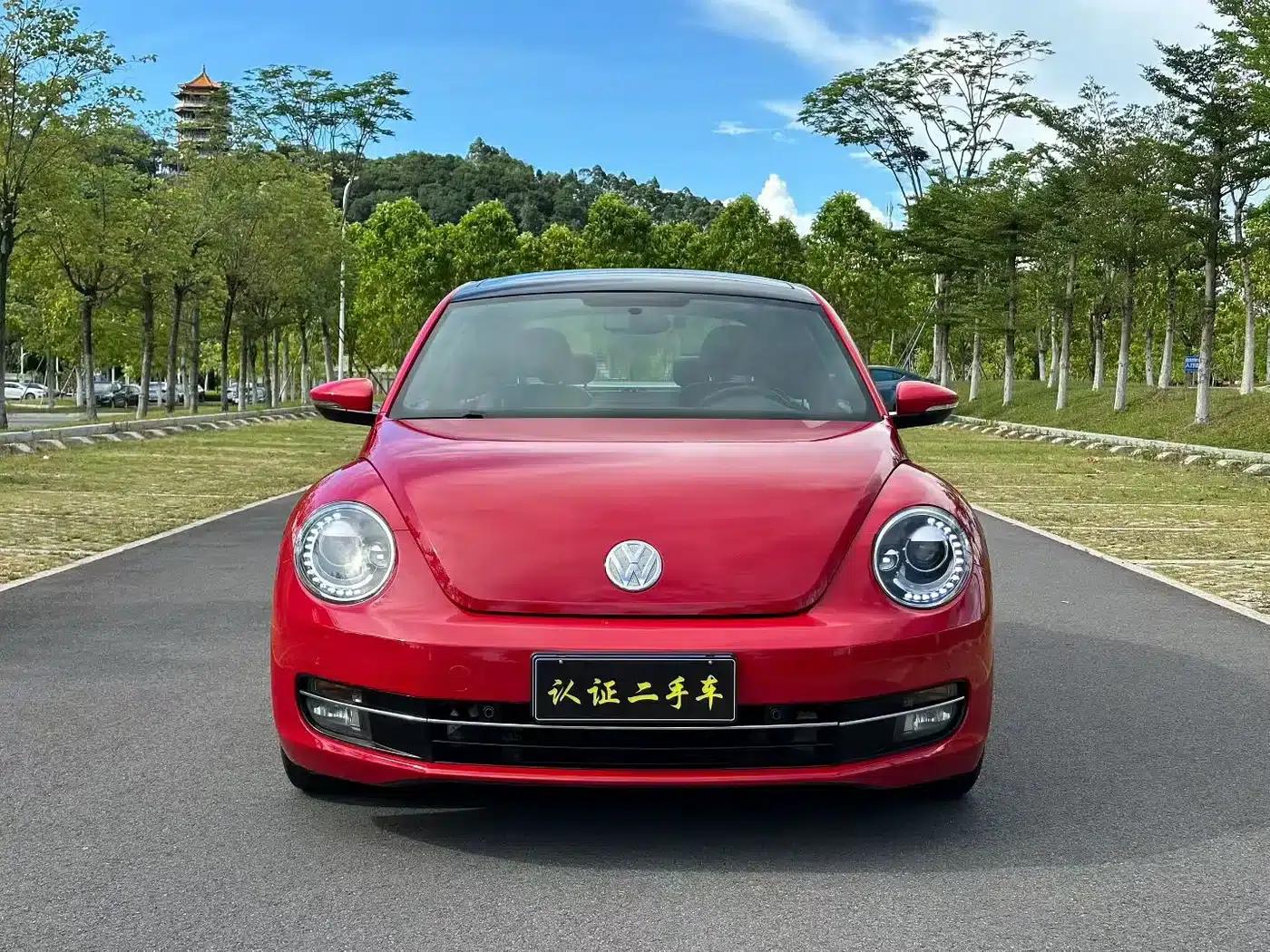 2013 Volkswagen Beetle 1.2TSI Fashion Edition — миниатюра 2