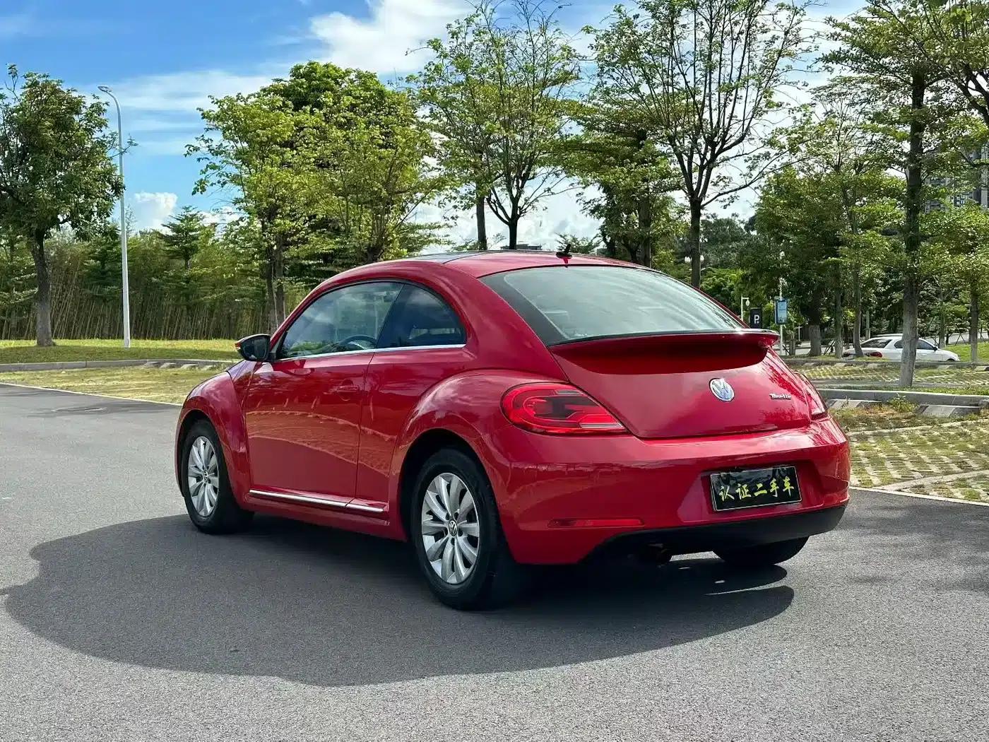 2013 Volkswagen Beetle 1.2TSI Fashion Edition — миниатюра 7