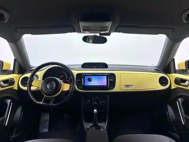 2013 Volkswagen Beetle 1.4TSI Fashion Edition — миниатюра 4