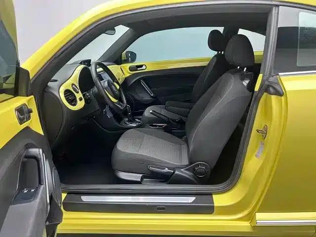 2013 Volkswagen Beetle 1.4TSI Fashion Edition — миниатюра 7