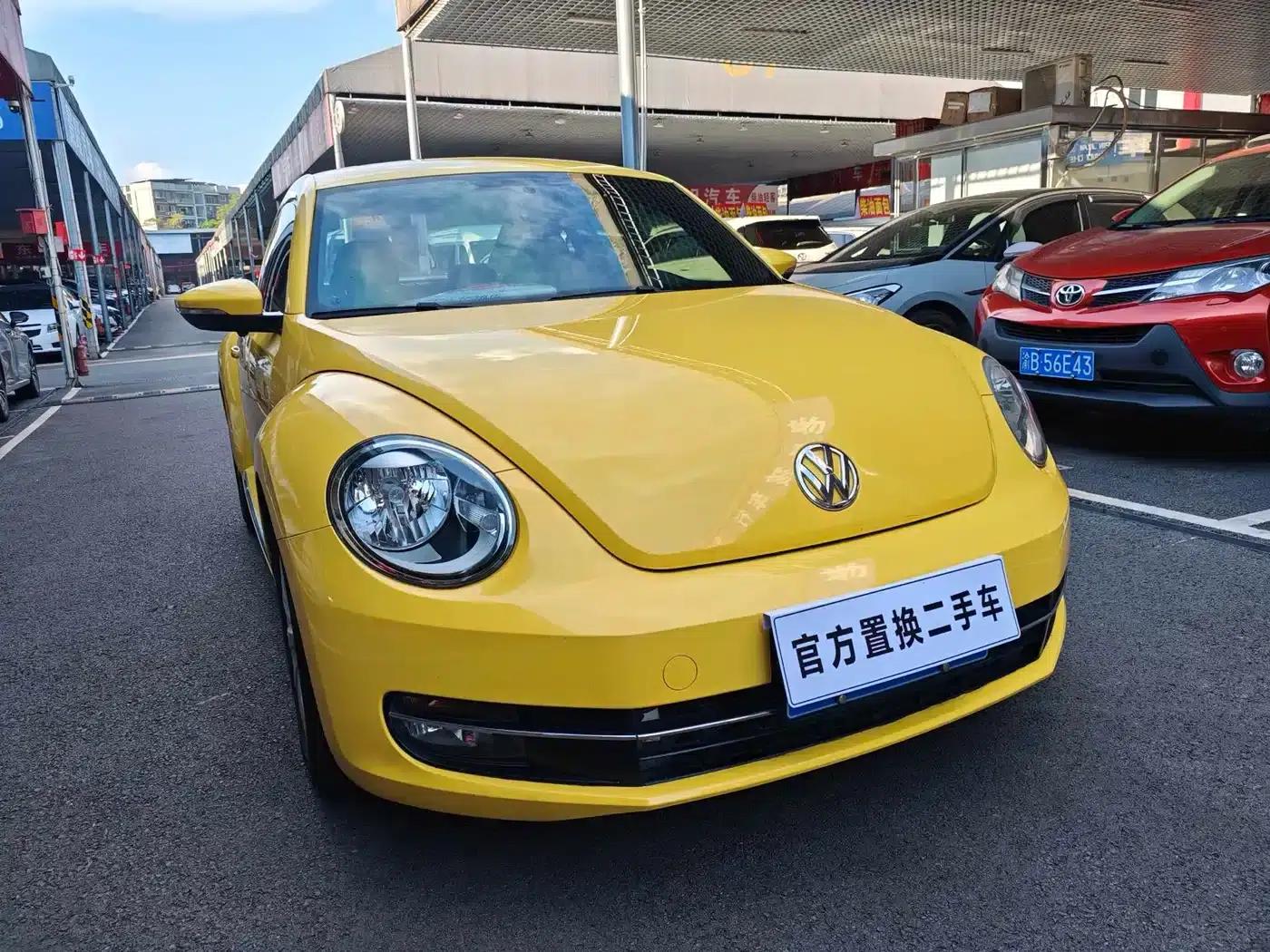 2013 Volkswagen Beetle 1.4TSI Fashion Edition — миниатюра 3