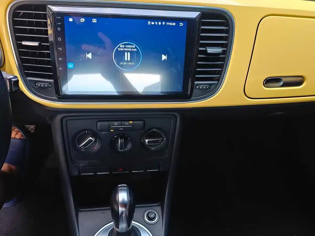 2013 Volkswagen Beetle 1.4TSI Fashion Edition — миниатюра 6