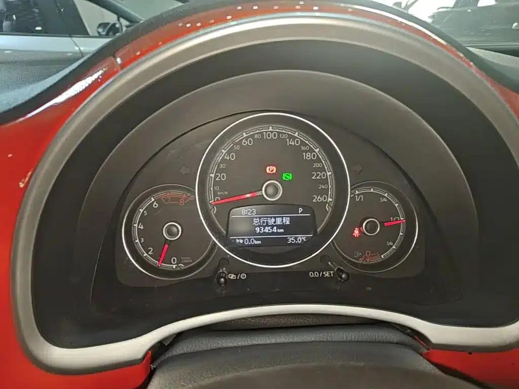 2017 Volkswagen Beetle 180TSI Comfort Edition — миниатюра 12