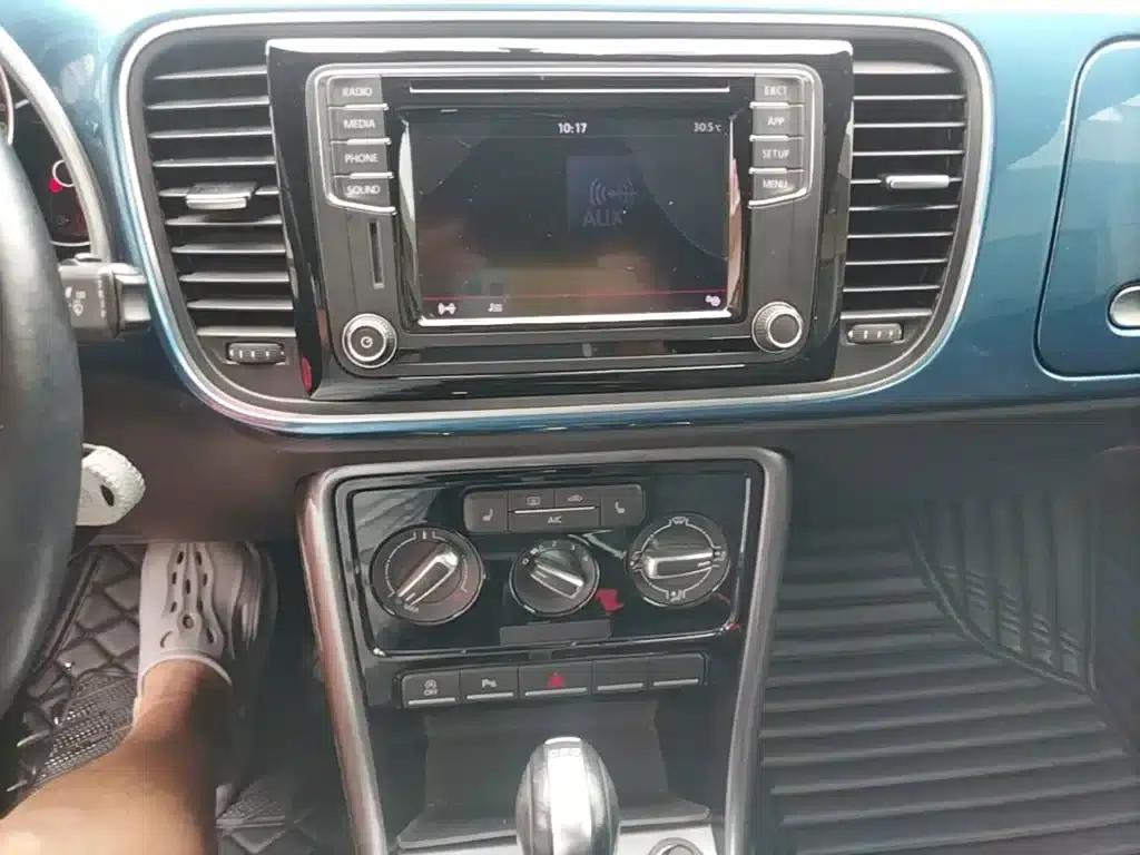 2018 Volkswagen Beetle 180TSI Comfortline — миниатюра 13