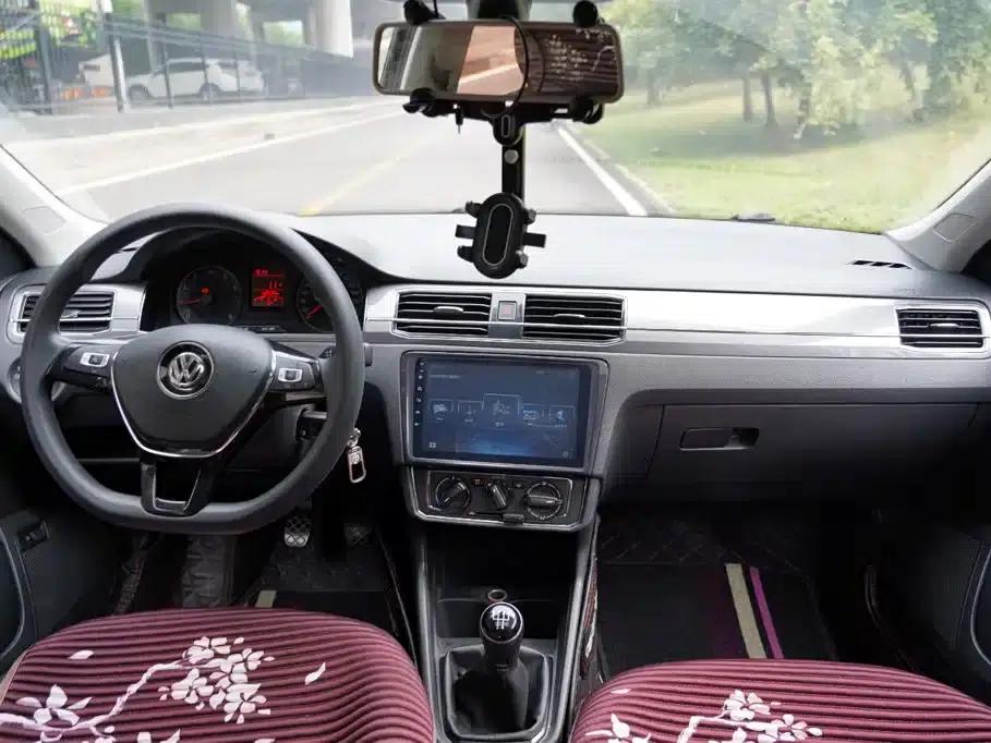 Santana 2016 1.6L Manual Comfort Edition — миниатюра 3