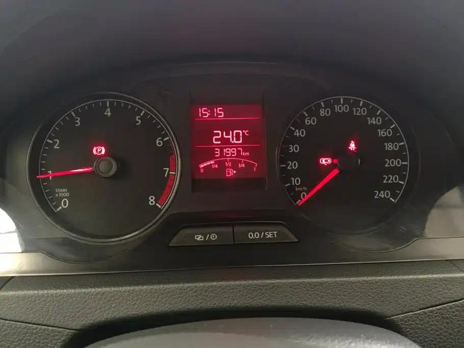Santana 2015 1.4L Manual Fashion Edition — миниатюра 14