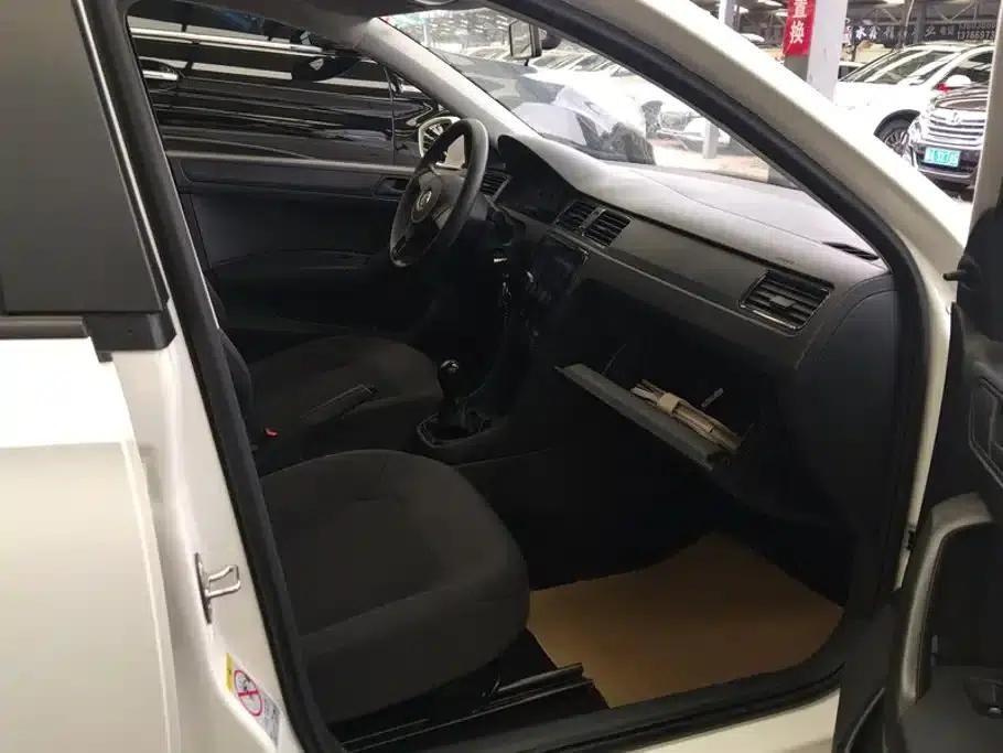 Santana 2015 1.4L Manual Fashion Edition — миниатюра 8
