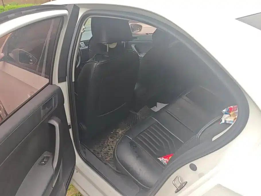Santana 2015 1.6L Manual Fashion Edition — миниатюра 11