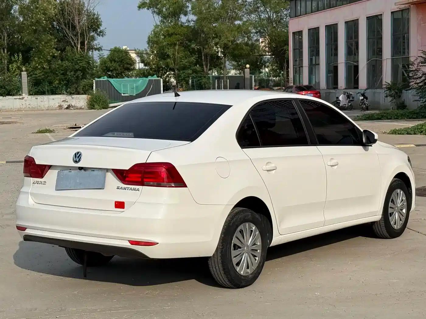 Santana 2021 1.5L Manual Fashion Edition — миниатюра 4
