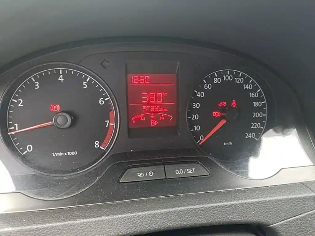 Santana 2015 1.4L Manual Fashion Edition — миниатюра 19
