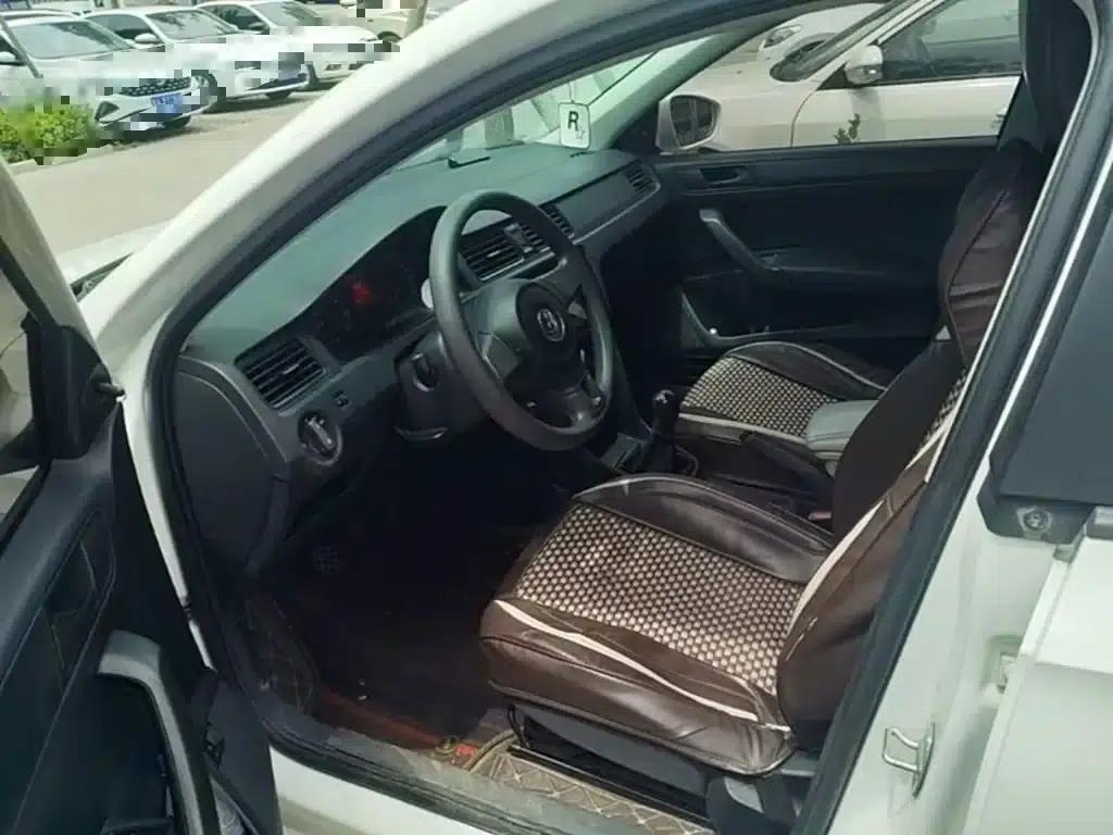Santana 2015 1.4L Manual Fashion Edition — миниатюра 22