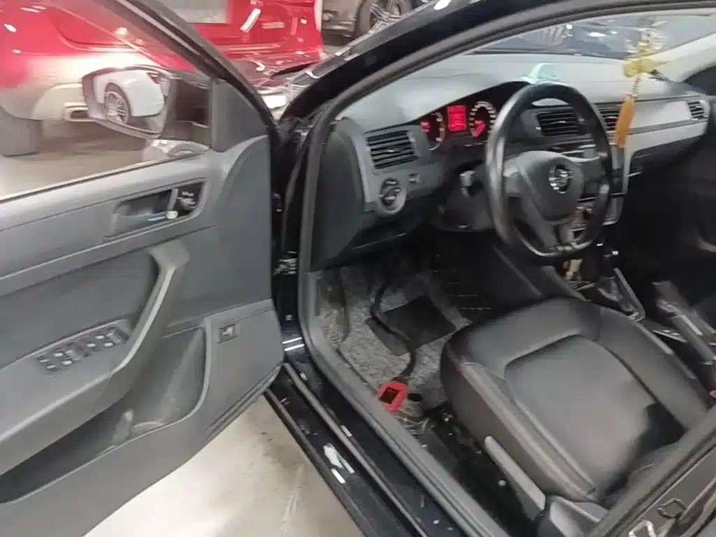 Santana 2021 1.5L Automatic Fashion Edition — миниатюра 16