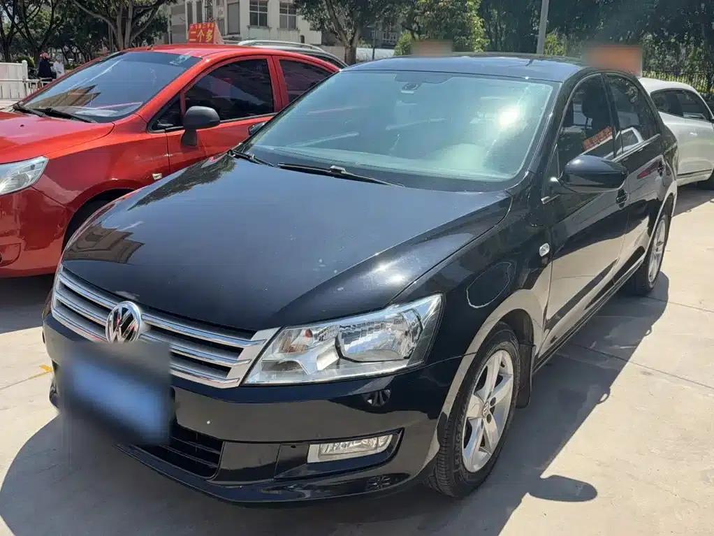 Santana 2015 1.6L Manual Comfort Edition — миниатюра 1