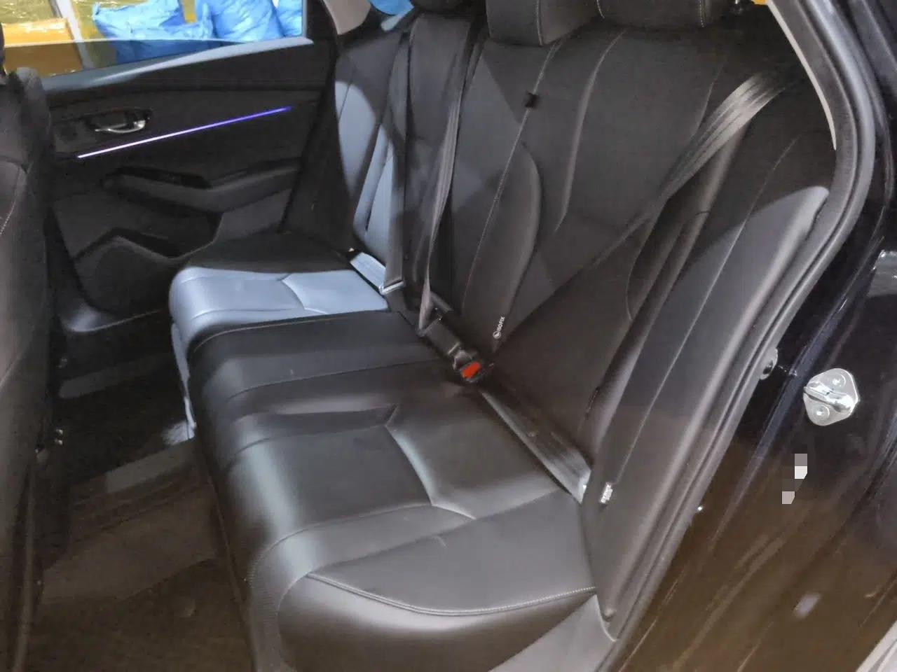 Honda Accord New Energy 2023 2.0L ePHEV Prestige Edition — миниатюра 17