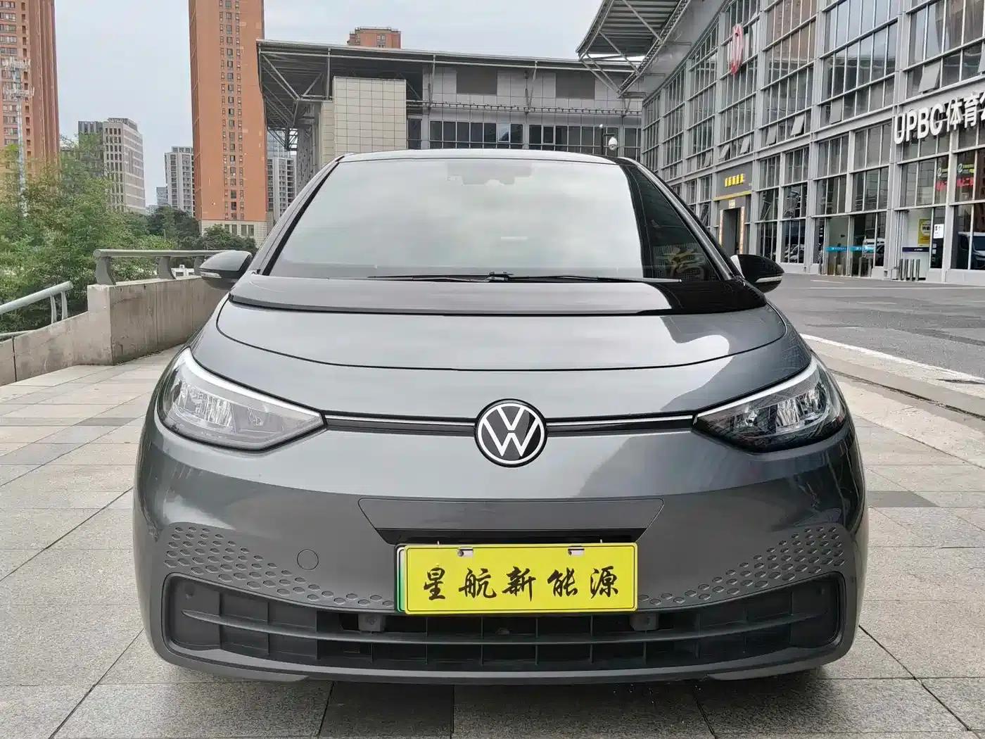 Volkswagen ID.3 2024 Outstanding Edition — миниатюра 2