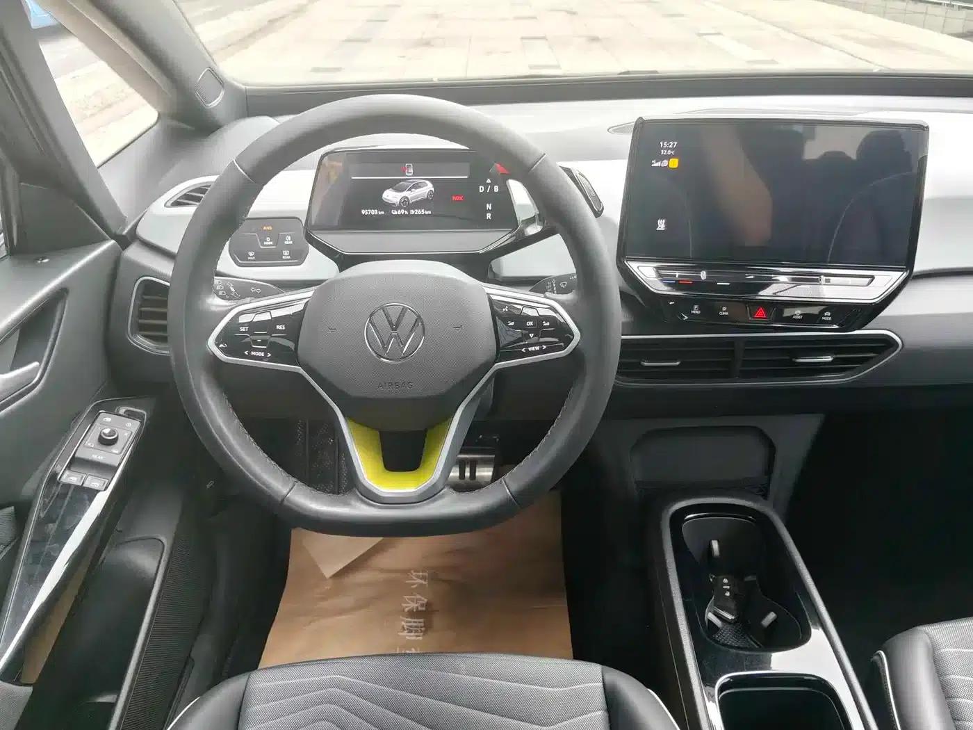 Volkswagen ID.3 2024 Outstanding Edition — миниатюра 14