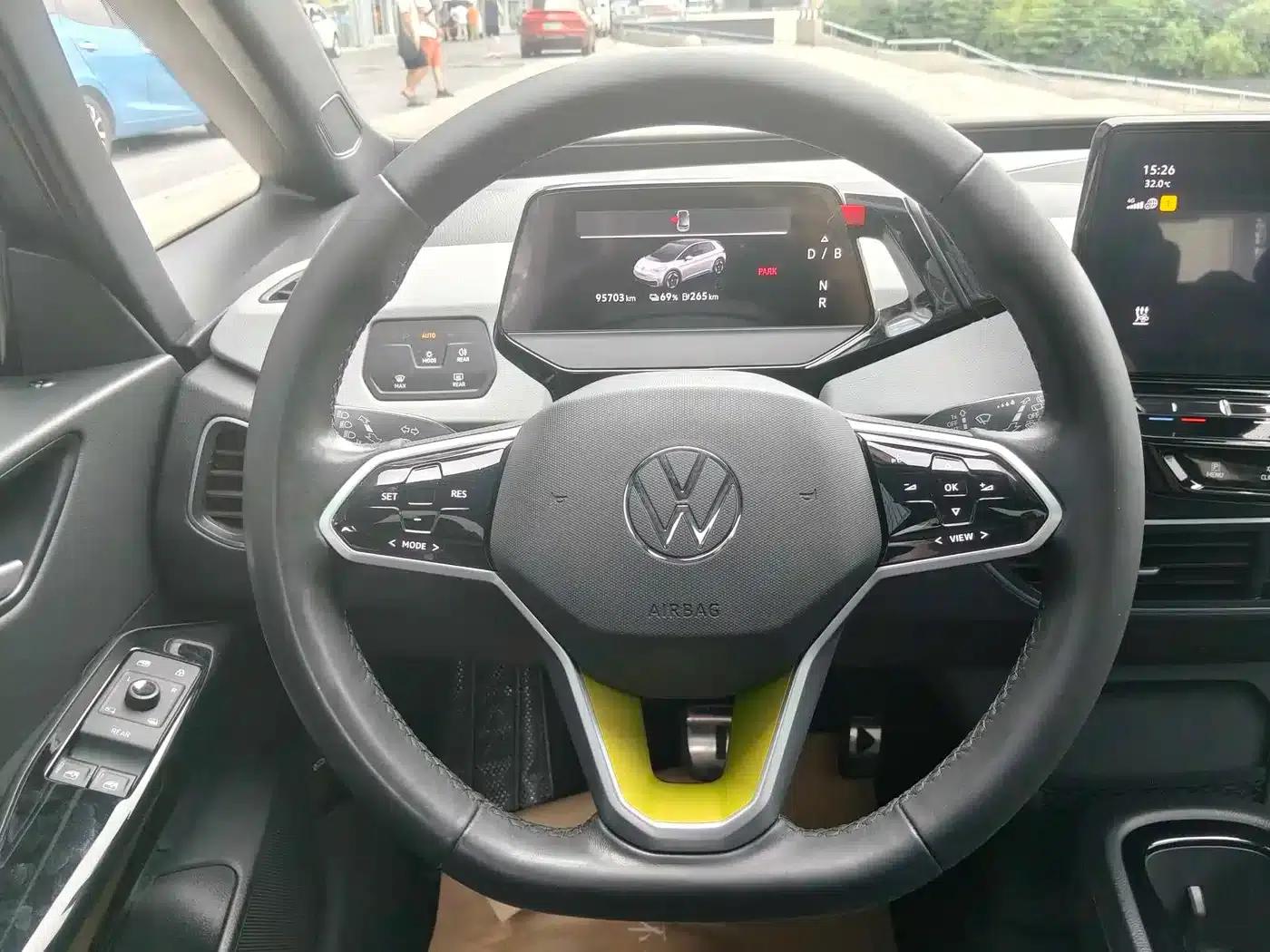 Volkswagen ID.3 2024 Outstanding Edition — миниатюра 15