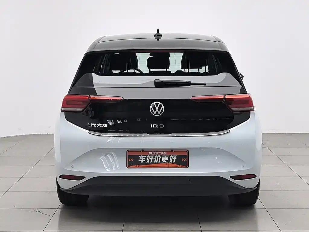 Volkswagen ID.3 2023 Upgraded Pure Smart Edition — миниатюра 4