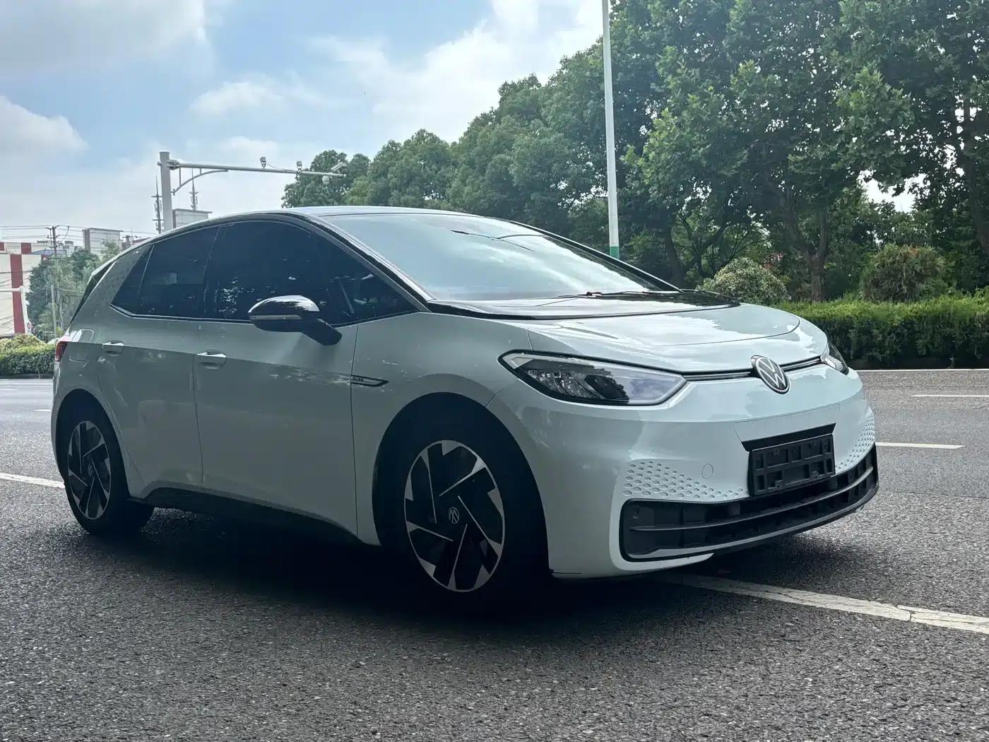 Volkswagen ID.3 2023 Pure Smart Edition — миниатюра 3