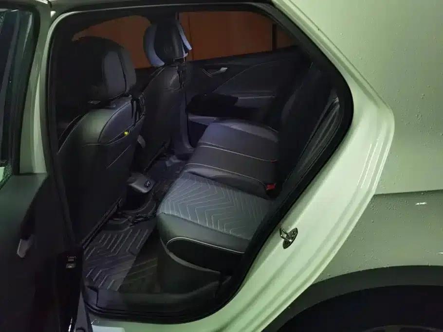 Volkswagen ID.3 2024 Outstanding Edition — миниатюра 11