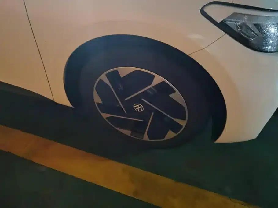 Volkswagen ID.3 2024 Outstanding Edition — миниатюра 6