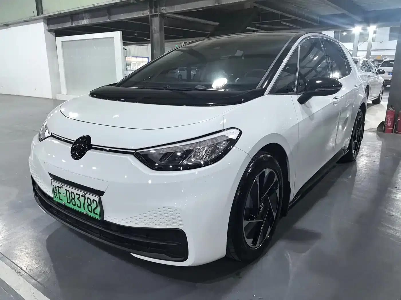 Volkswagen ID.3 2024 Pure Smart Edition — миниатюра 1