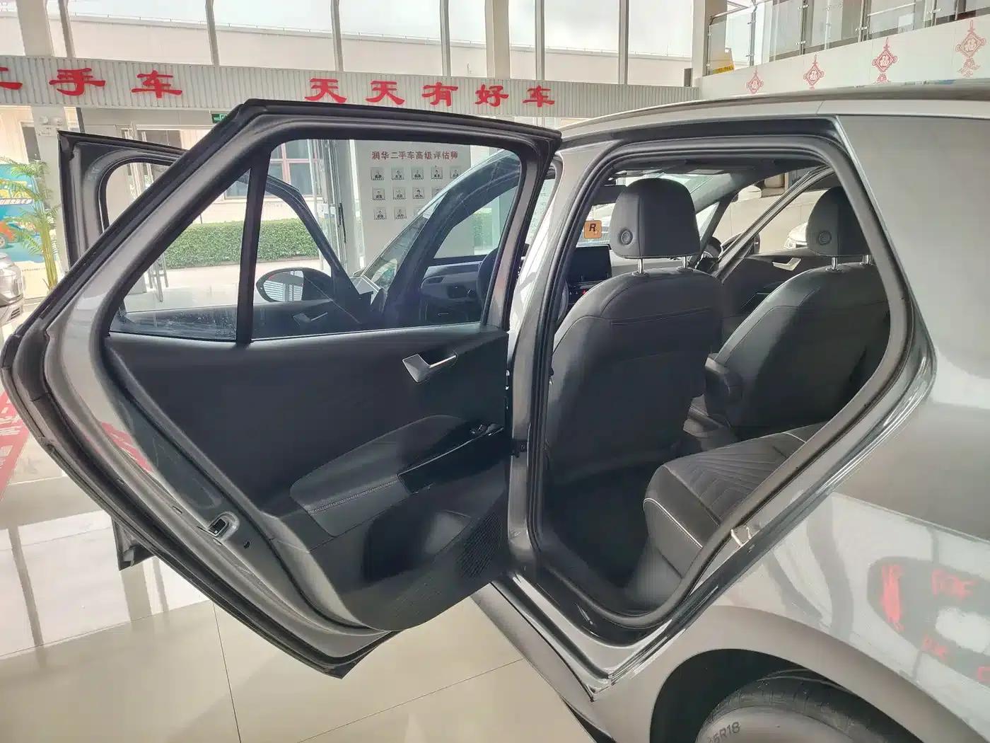 Volkswagen ID.3 2023 Upgraded Pure Smart Edition — миниатюра 6