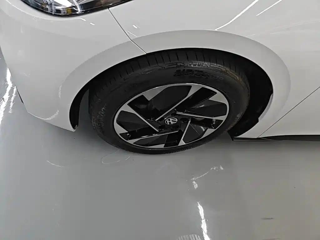 Volkswagen ID.3 2025 Smart Edition - Outstanding Version — миниатюра 23