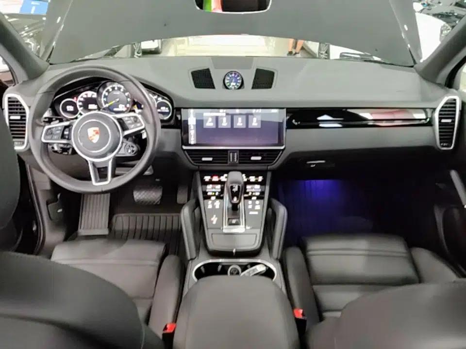Porsche Cayenne E-Hybrid 2019 Cayenne E-Hybrid 2.0T — миниатюра 12