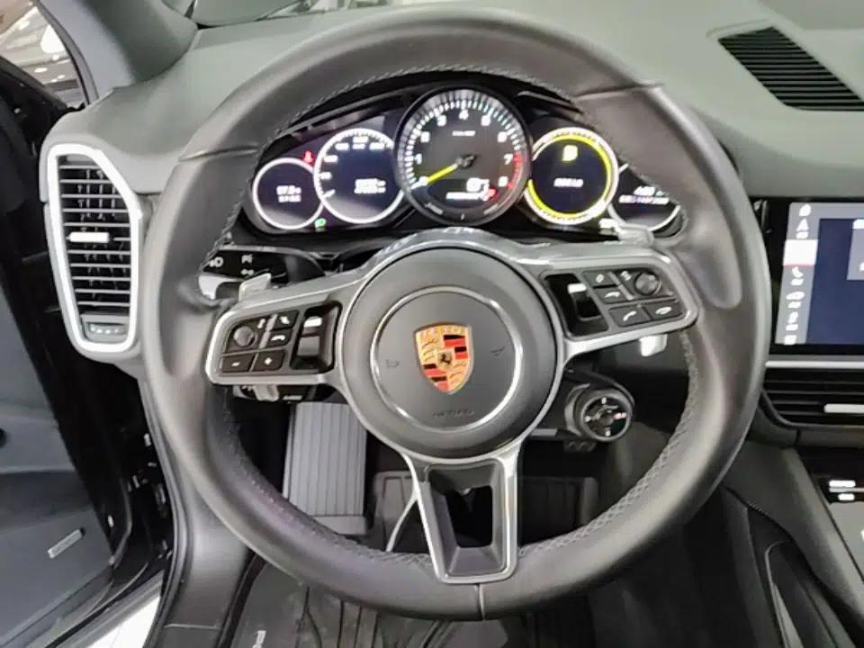 Porsche Cayenne E-Hybrid 2019 Cayenne E-Hybrid 2.0T — миниатюра 13