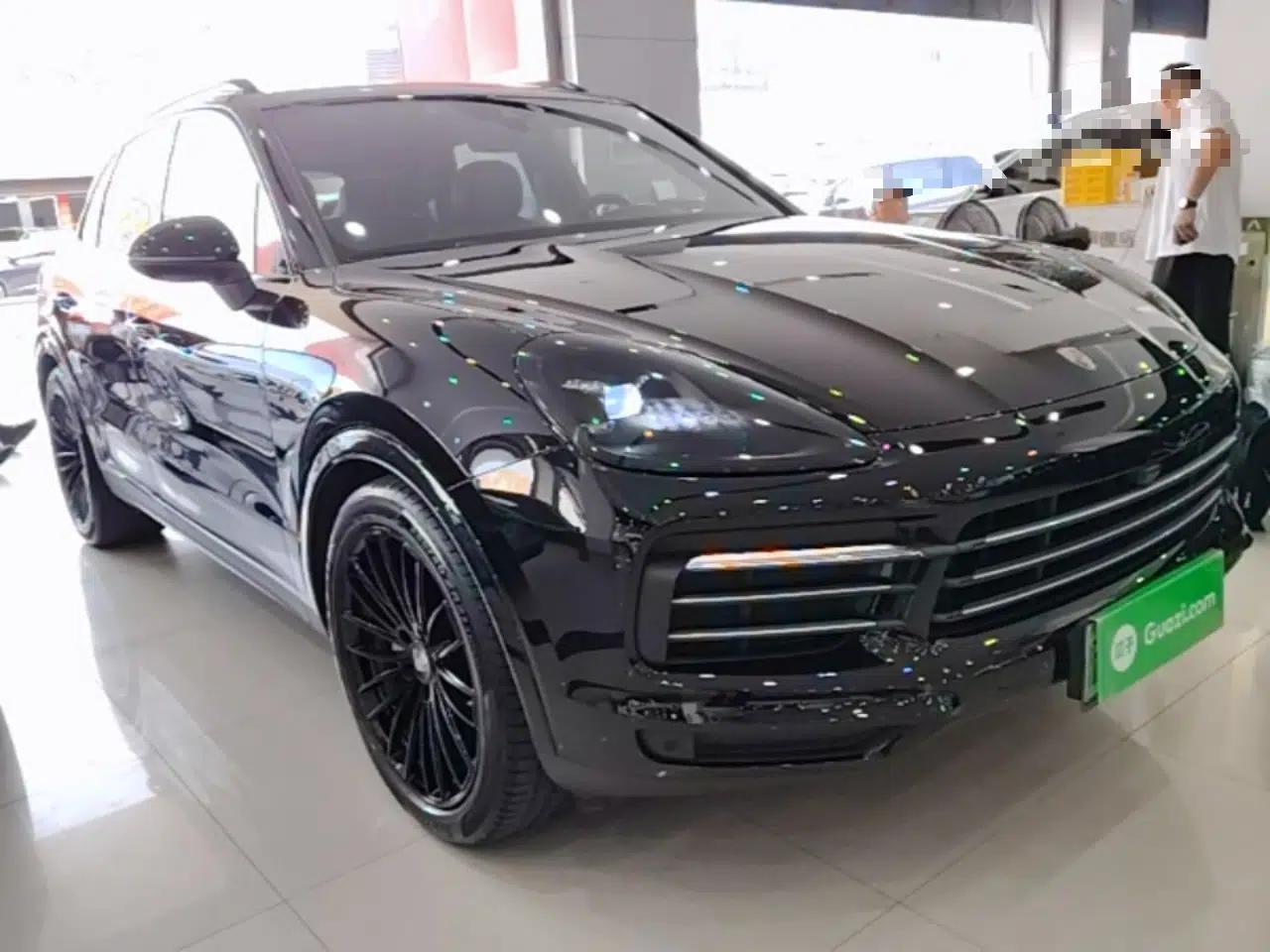 Porsche Cayenne E-Hybrid 2019 Cayenne E-Hybrid 2.0T — миниатюра 3
