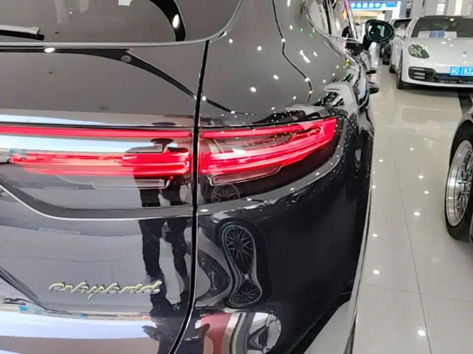 Porsche Cayenne E-Hybrid 2019 Cayenne E-Hybrid 2.0T — миниатюра 9