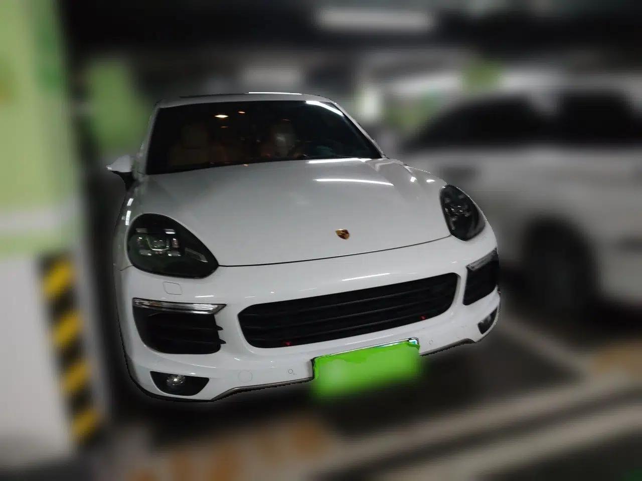 Porsche Cayenne E-Hybrid 2016 Cayenne S E-Hybrid 3.0T — миниатюра 3