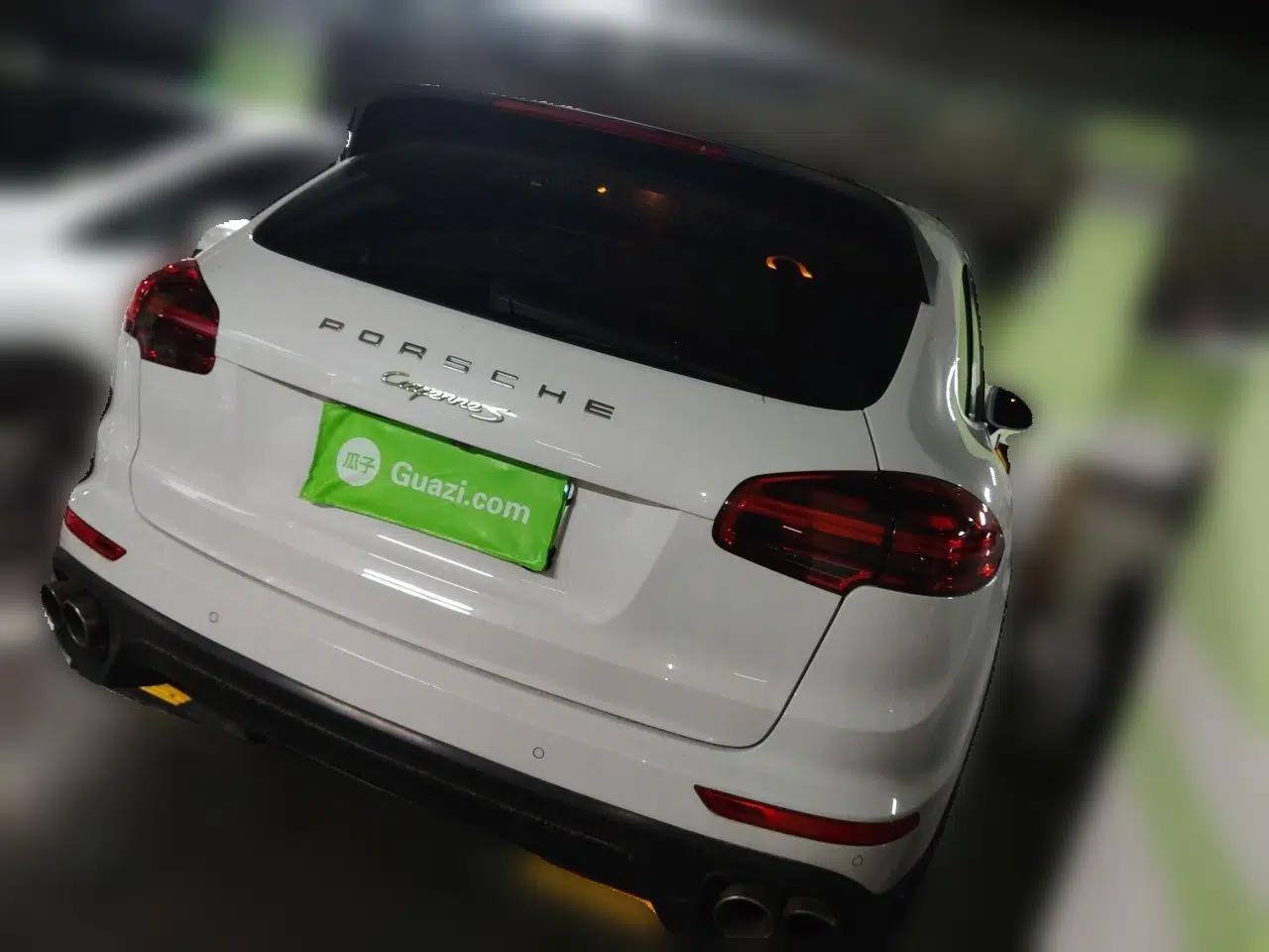 Porsche Cayenne E-Hybrid 2016 Cayenne S E-Hybrid 3.0T — миниатюра 6