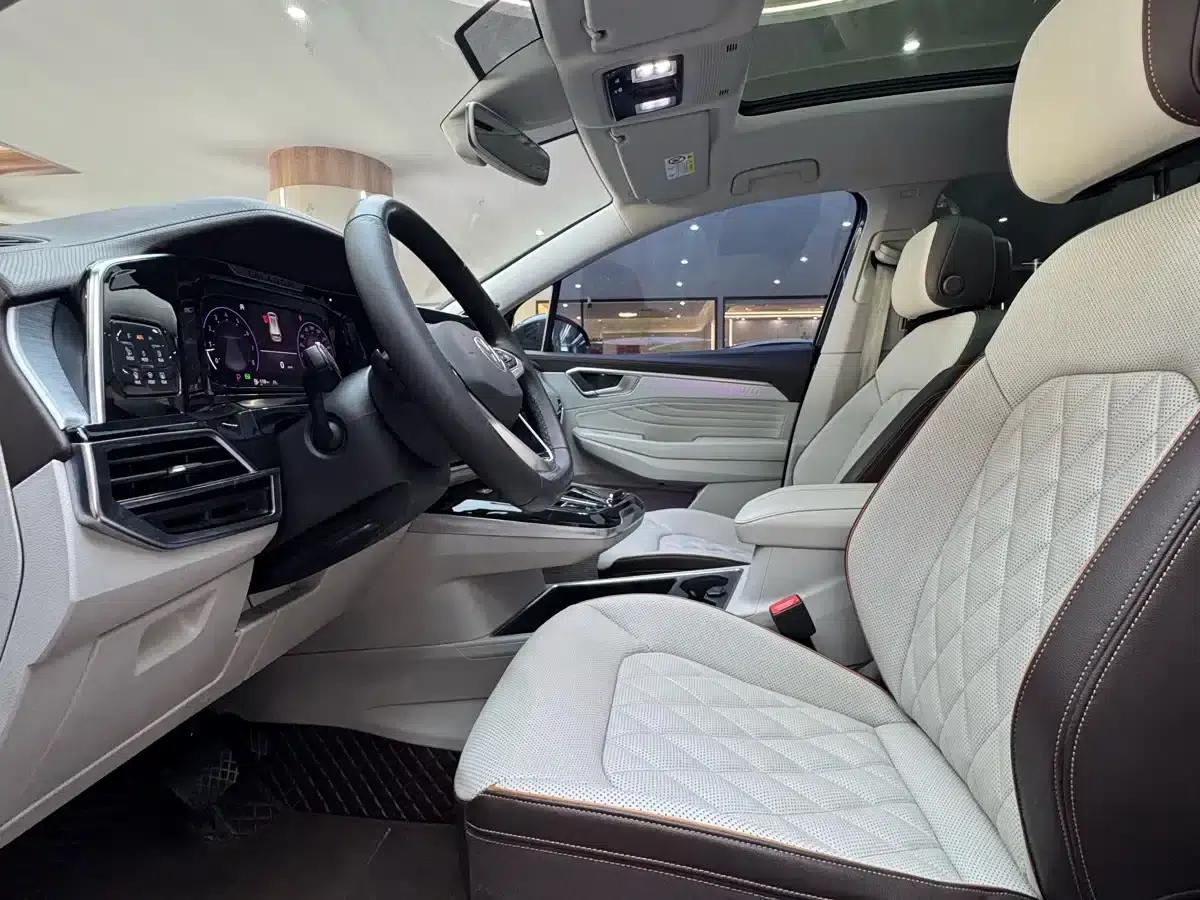 2021 Range Rover 380TSI AWD Flagship Edition — миниатюра 14
