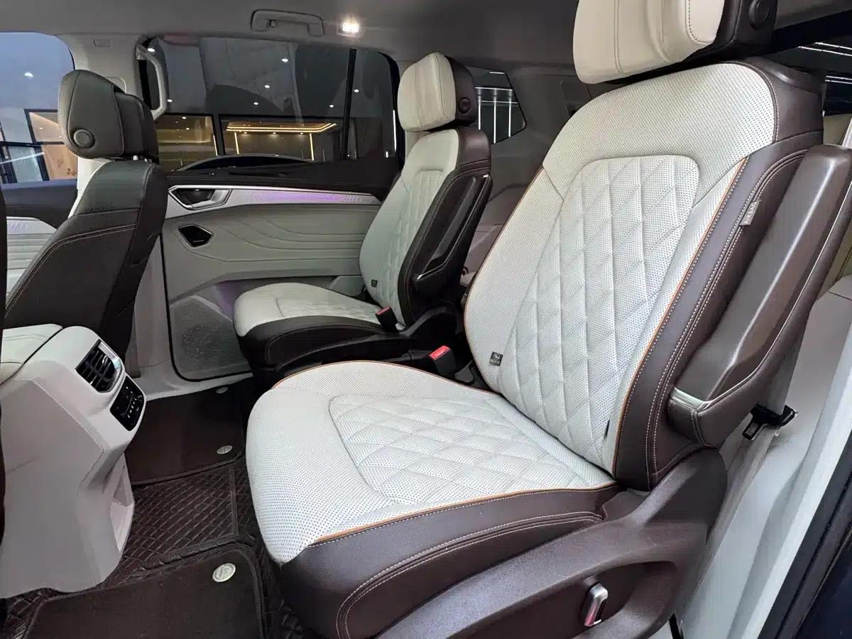 2021 Range Rover 380TSI AWD Flagship Edition — миниатюра 16