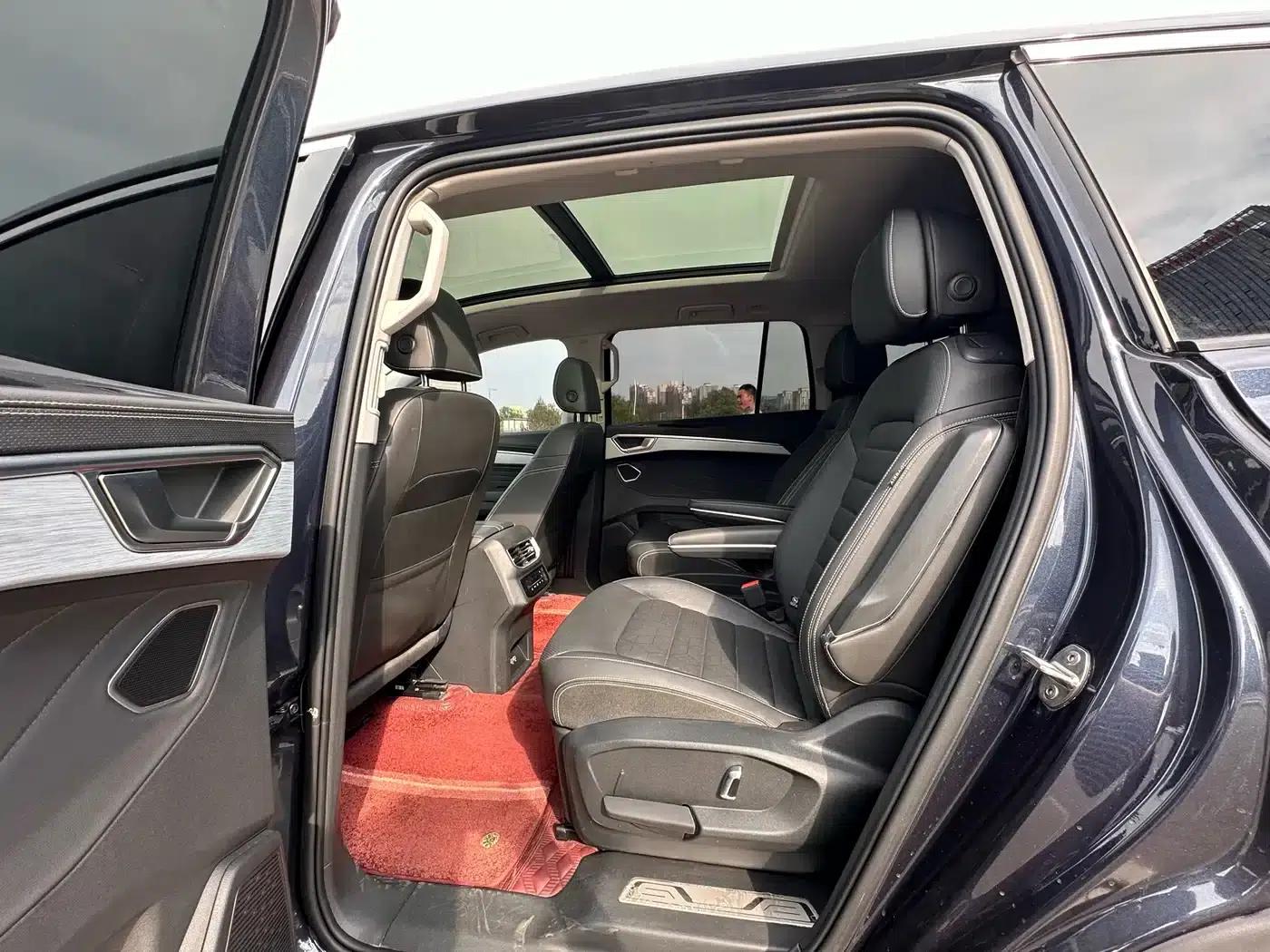 2022 Range Rover 530TSI AWD Flagship Pro 6-seater — миниатюра 5