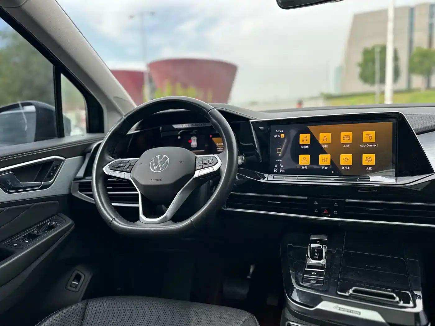 2022 Range Rover 530TSI AWD Flagship Pro 6-seater — миниатюра 7