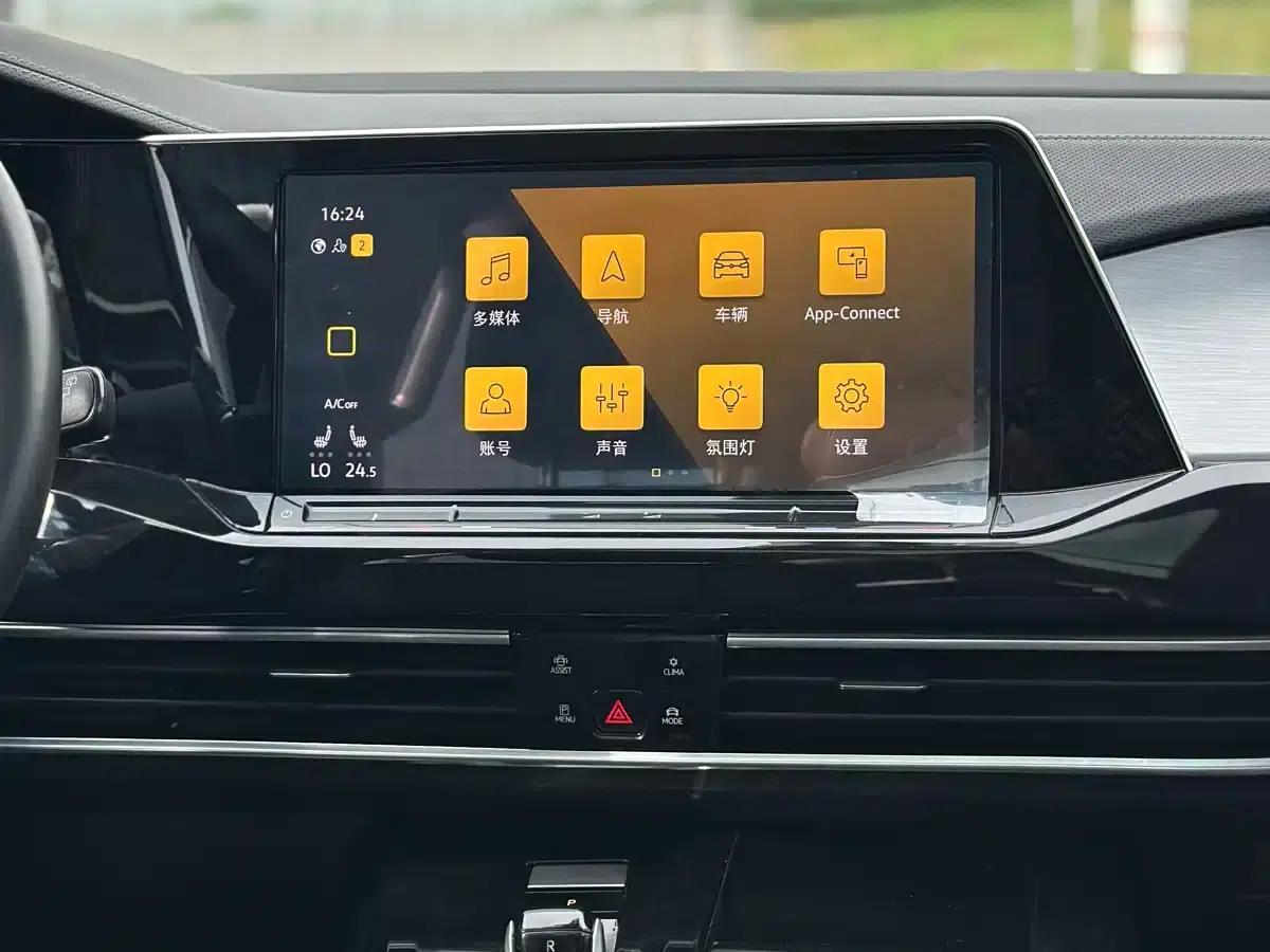 2022 Range Rover 530TSI AWD Flagship Pro 6-seater — миниатюра 9
