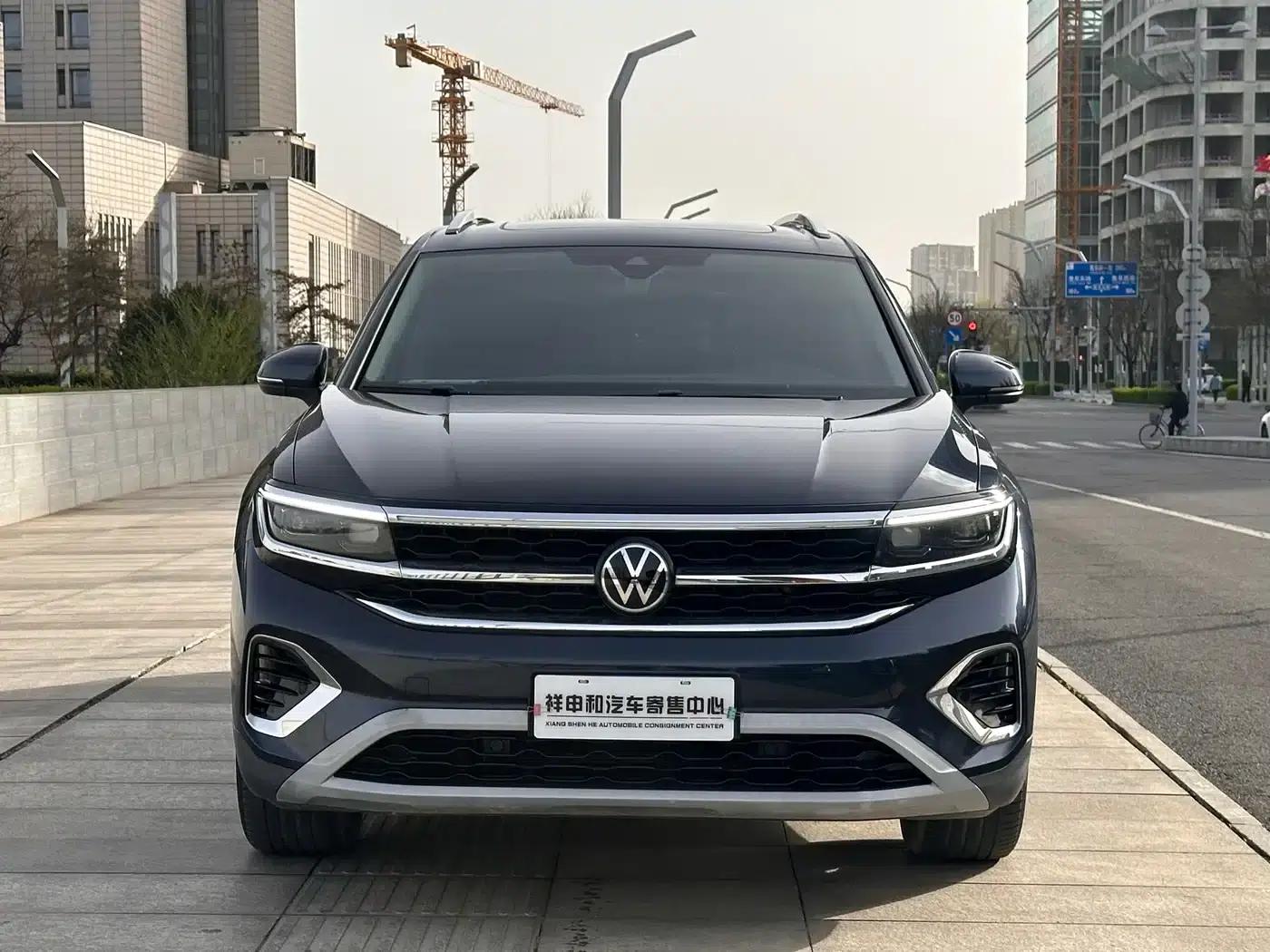 2022 Range Rover 380TSI 4WD Luxury Pro 6-seater — миниатюра 2