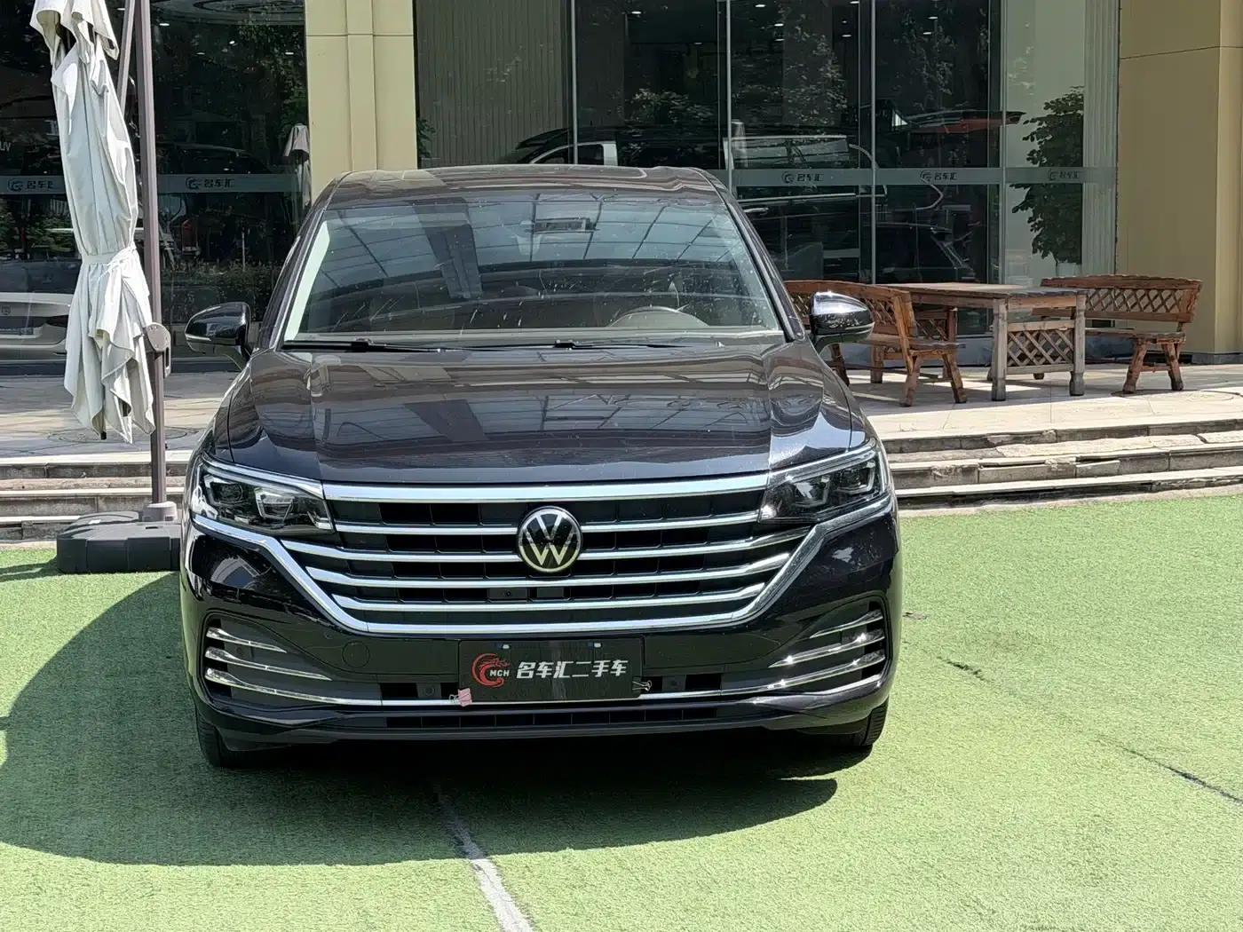 Viloran 2020 380TSI Premium Edition — миниатюра 2