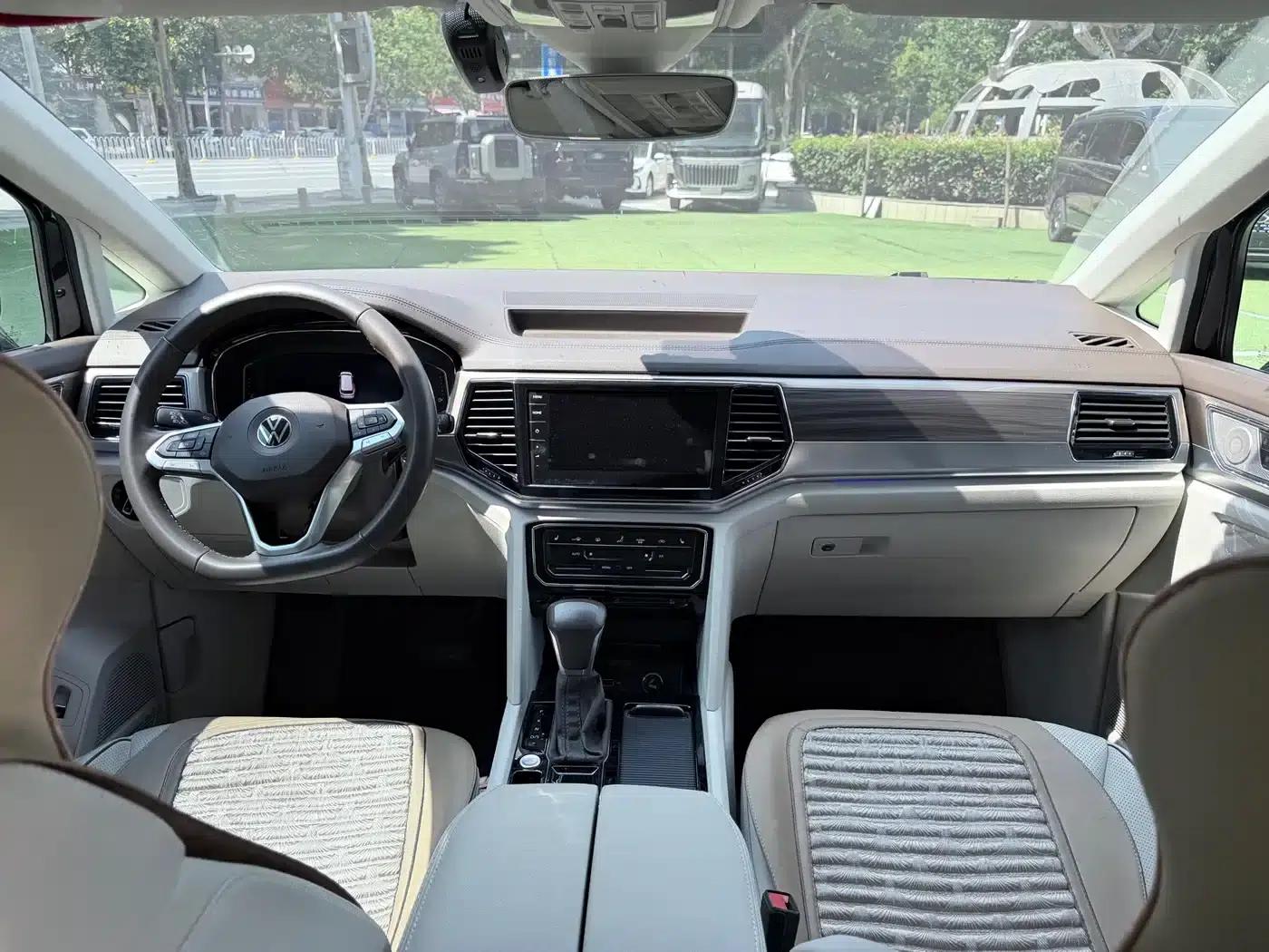 Viloran 2020 380TSI Premium Edition — миниатюра 12