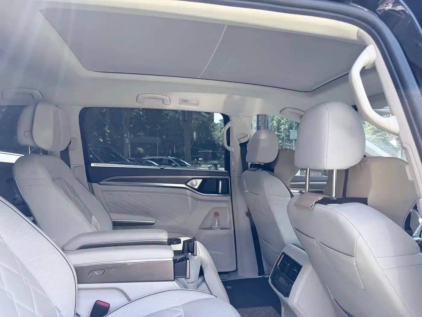 Viloran 2020 380TSI Premium Edition — миниатюра 6