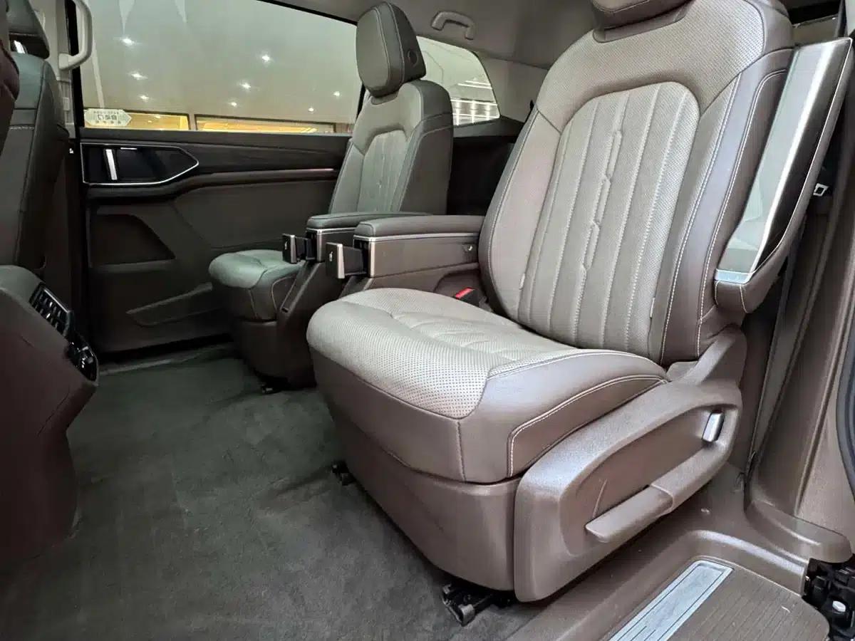 Viloran 2023 330TSI Luxury Edition — миниатюра 14