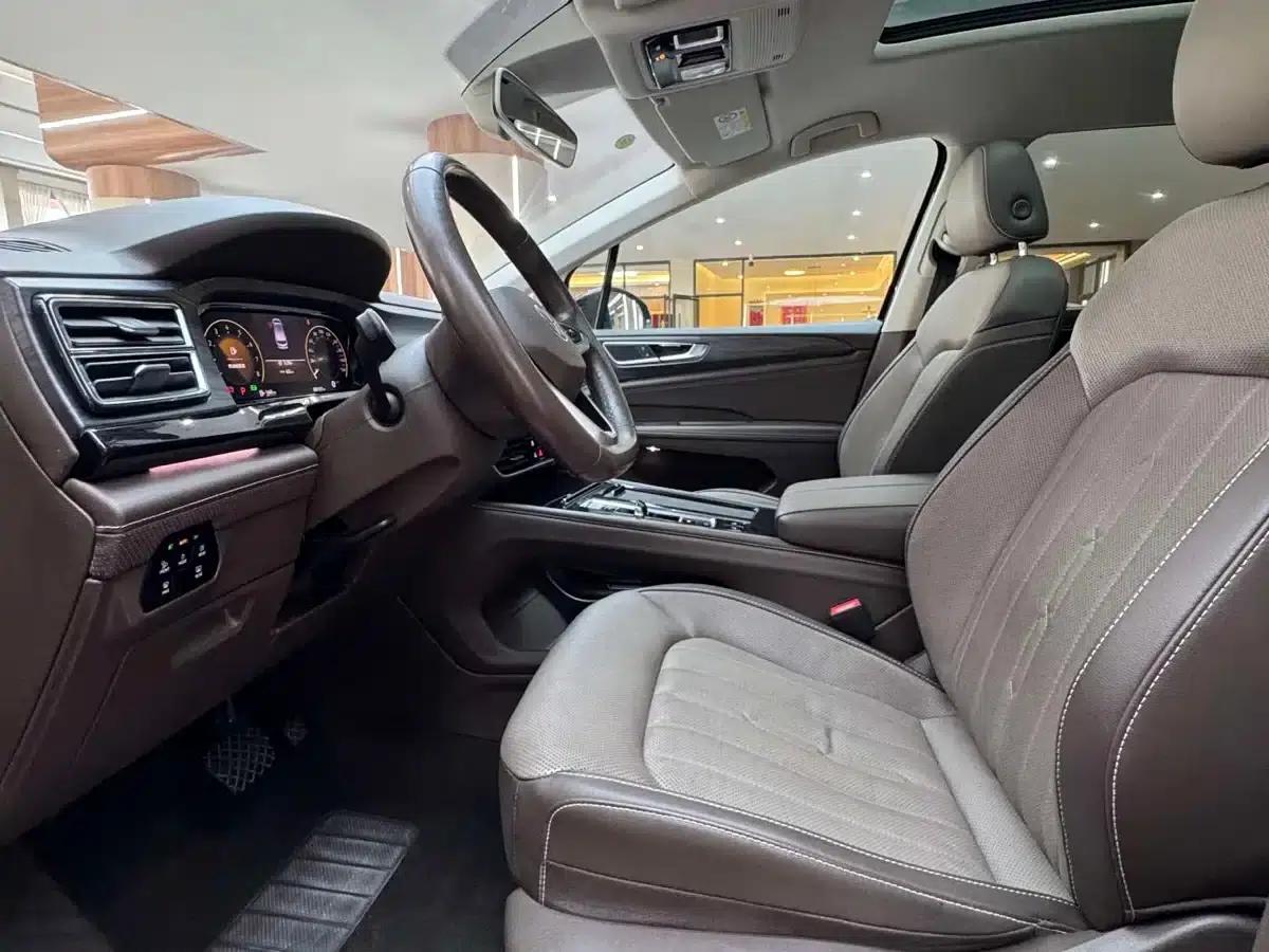 Viloran 2023 330TSI Luxury Edition — миниатюра 15