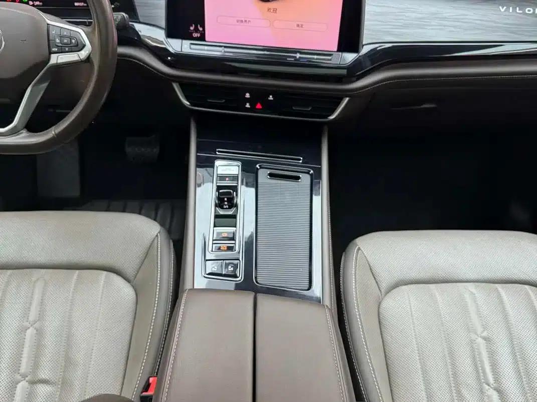 Viloran 2023 330TSI Luxury Edition — миниатюра 23