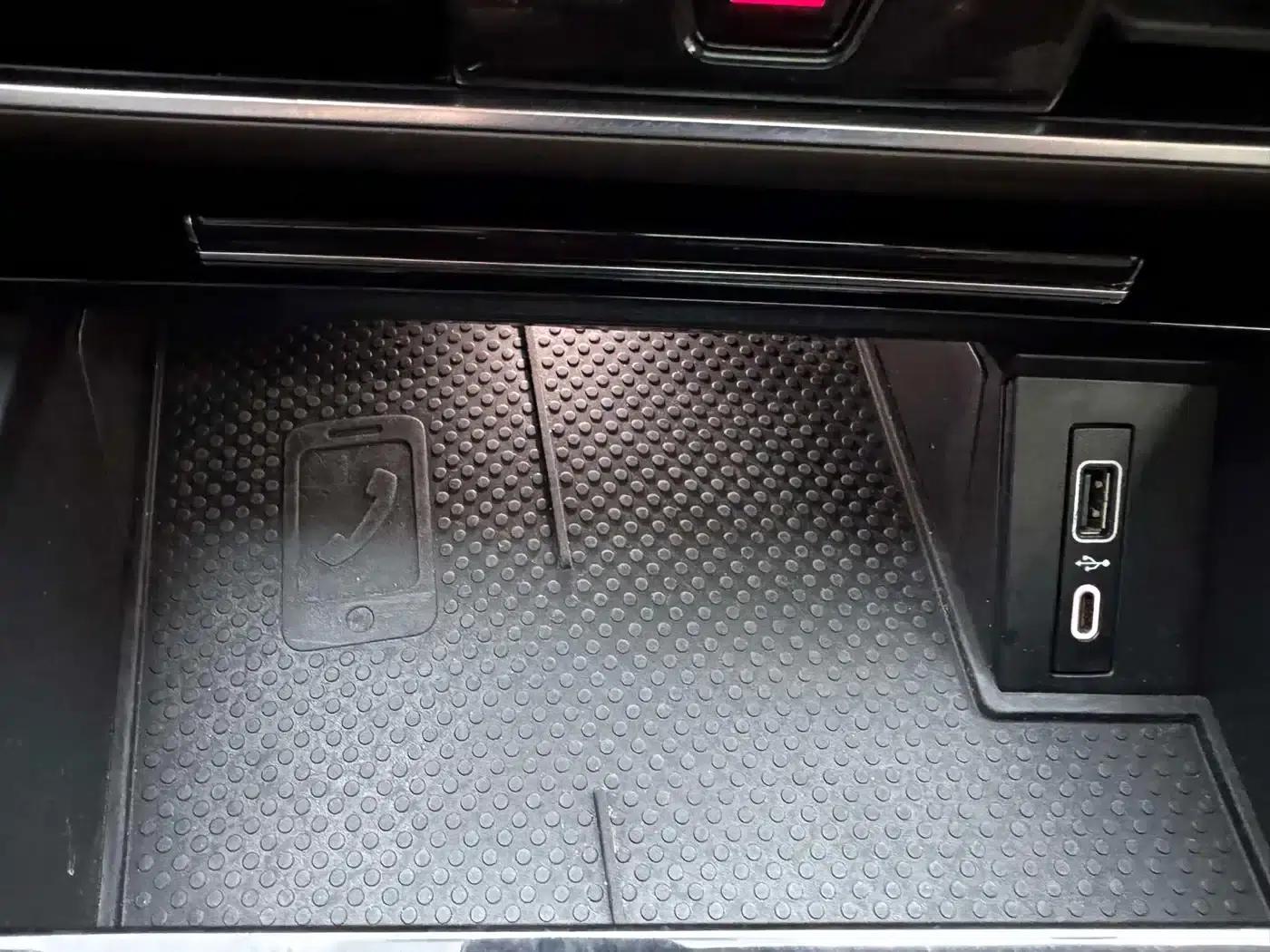 Viloran 2023 330TSI Luxury Edition — миниатюра 28